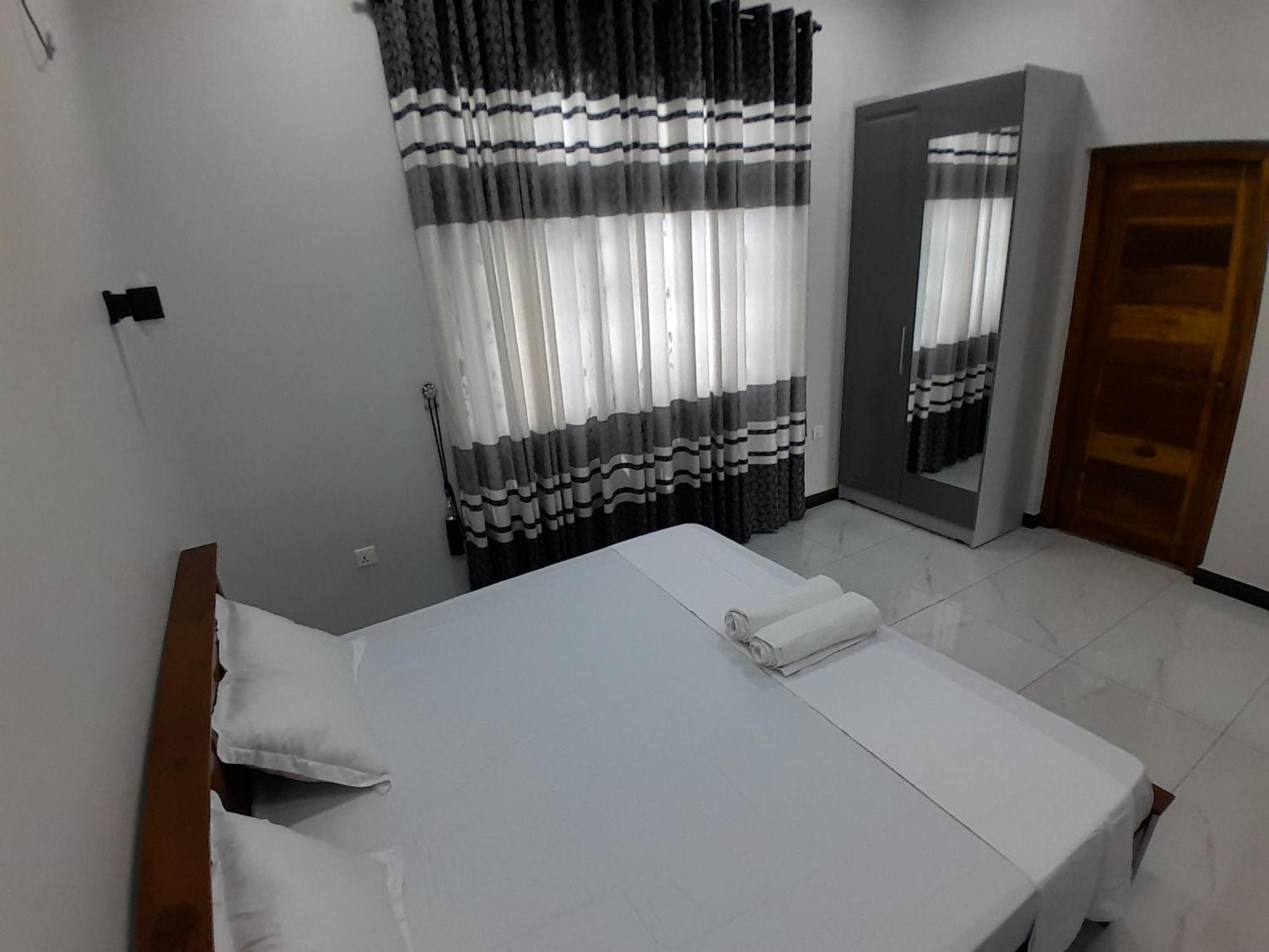 Alps Villa Jaffna Exterior foto